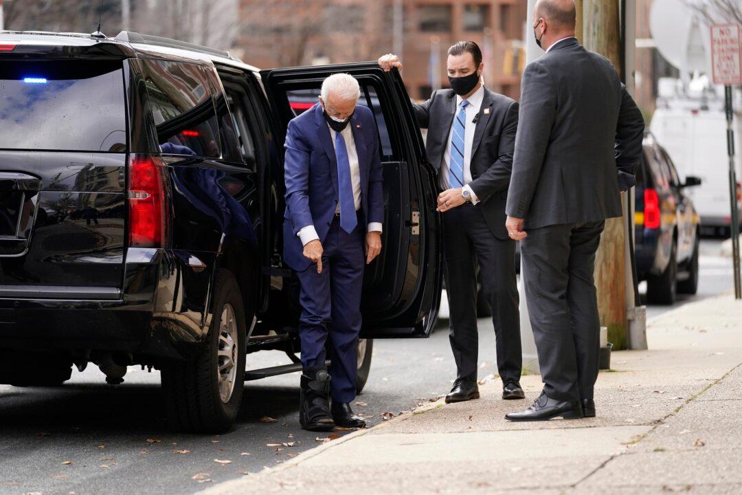 Joe Biden Appears in Walking Boot After Breaking Foot