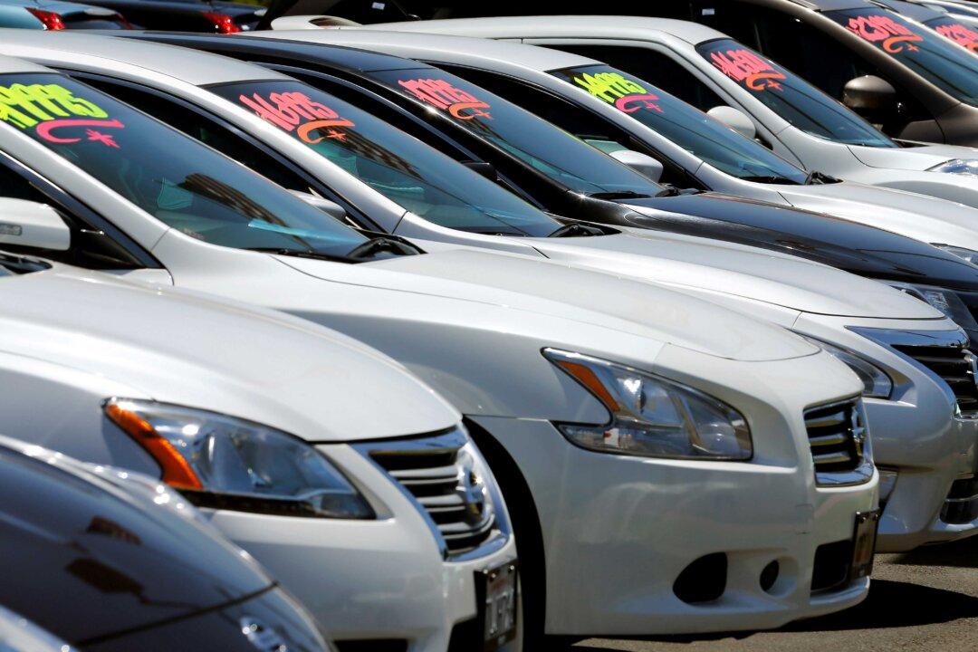 US Auto Sales Lose Momentum in November