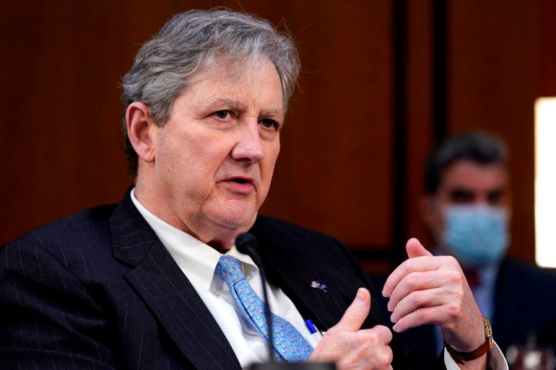 Sen. Kennedy: Border Crisis Can Be ‘Fixed’ If Biden Goes Back to Trump Immigration Policies