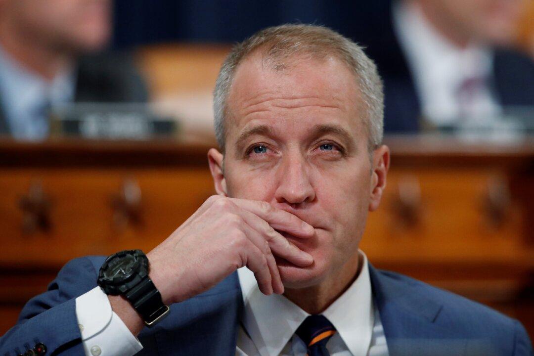 Top House Democrat Says Biden ‘Not Getting the Job Done on Messaging’