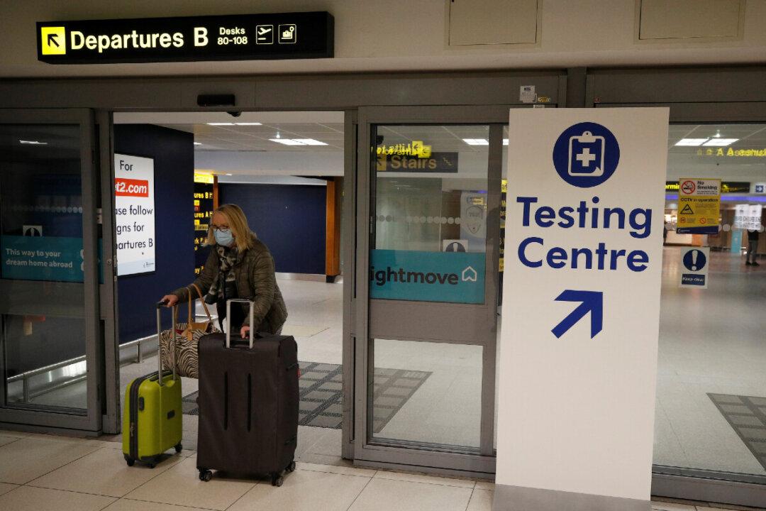 UK Won’t Introduce CCP Virus ‘Vaccine Passports,’ Minister Says