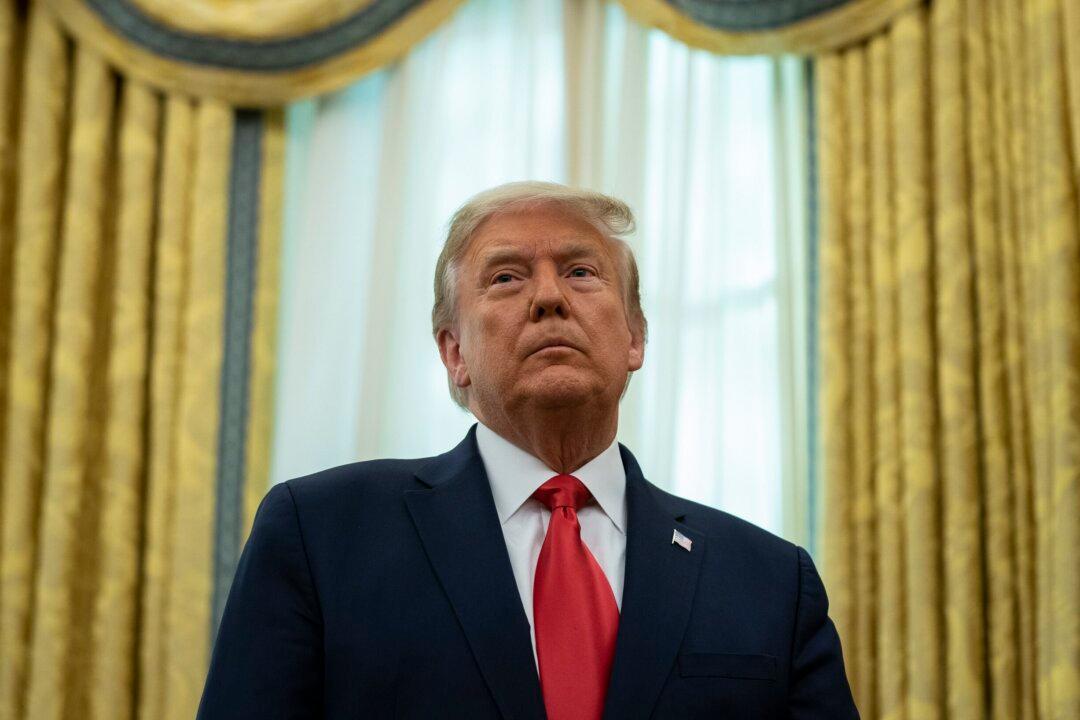 Trump to Veto Defense Bill that Doesn’t Address Online Censorship