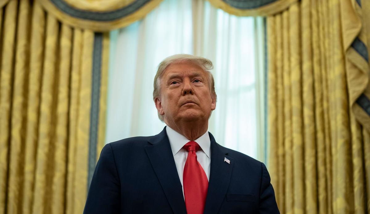 Trump to Veto Defense Bill that Doesn’t Address Online Censorship