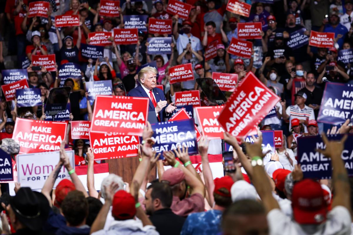 Organizer of Alleged Pro-Trump Super PAC Charged for Allegedly Misleading Donors