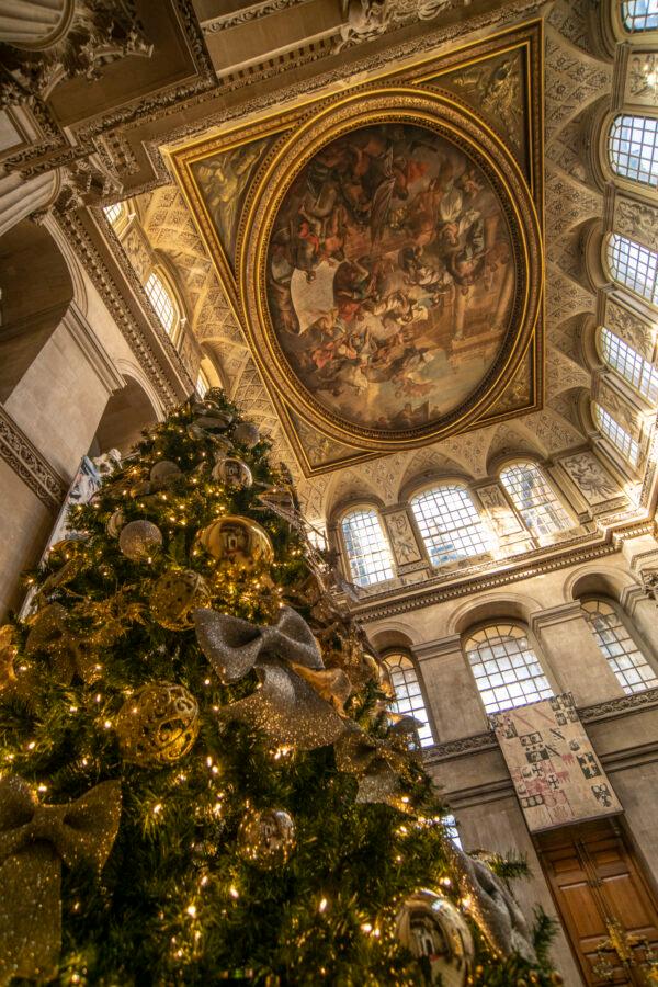 The painted ceiling of Blenheim Palace’s Great Hall by English painter James Thornhill depicts the Duke of Marlborough presenting the plan for the Battle of Blenheim to Britannia, the personification of Britain. (Blenheim Palace)