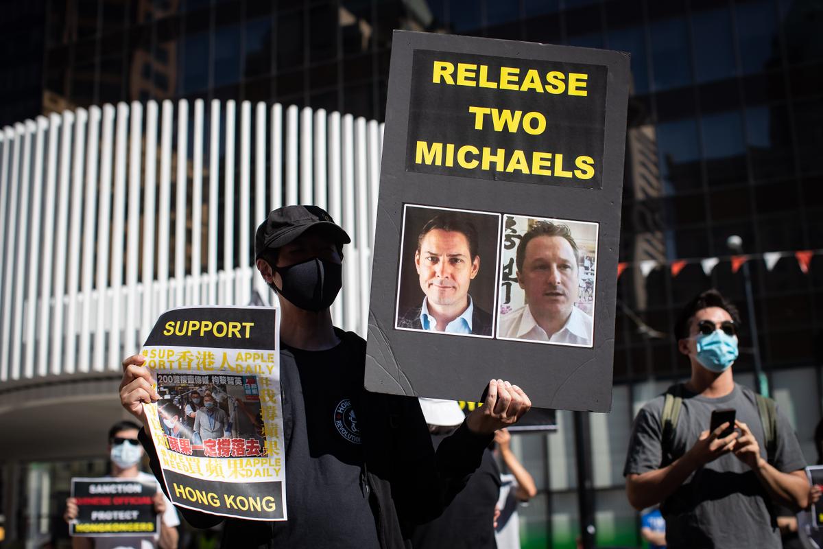 As ‘Two Michaels’ Mark 2 Years in Detention, Dissident Shares Hardest Part of His Own Captivity in China