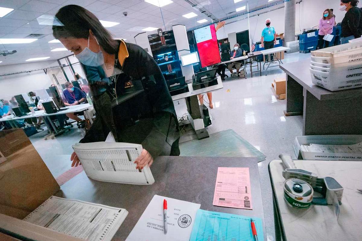 Maricopa County Board Votes Against Complying With Subpoenas to Audit Voting Machines