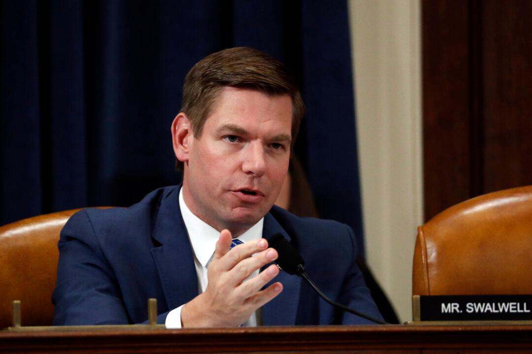 Lawmakers: Remove Swalwell From Intelligence Committee After Link to Chinese Spy Revealed