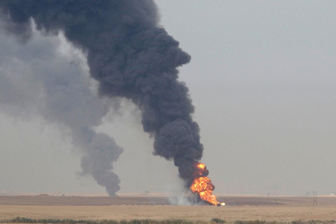 Two Small Iraqi Oil Wells Set Ablaze in ‘Terrorist Attack,’ Ministry Says