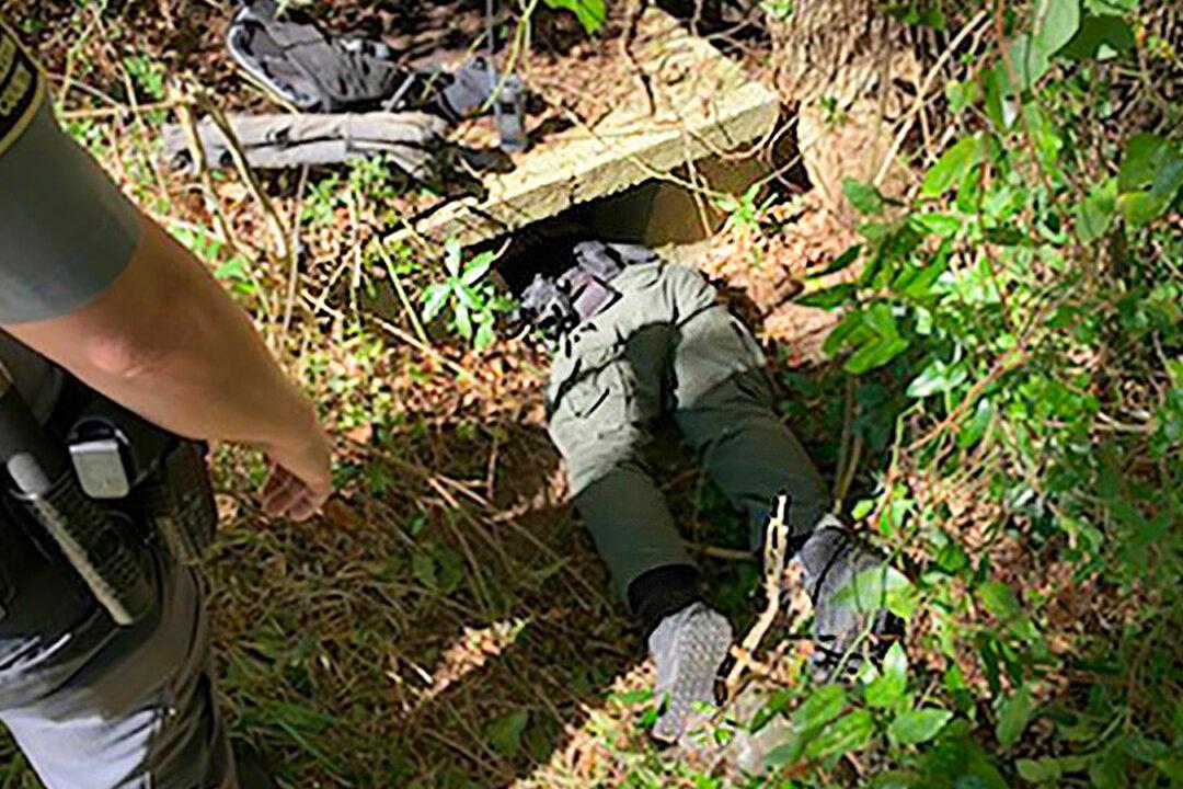 Courageous SC Deputy Crawls Headfirst Into Storm Drain to Rescue Dog Trapped in Sewer