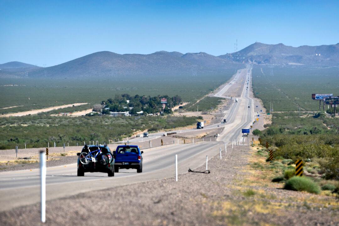 5 Bicyclists Killed, 3 Injured in Crash on Nevada Highway