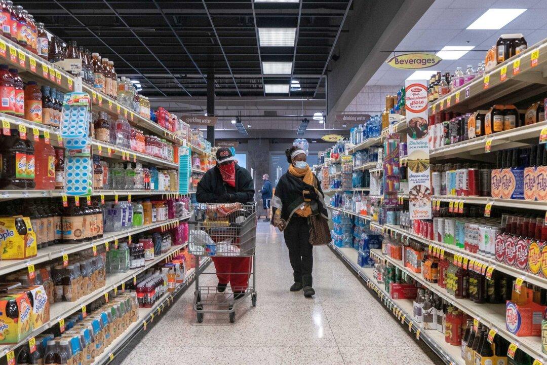 US Producer Prices Rise Moderately; COVID-19 Seen Taming Inflation