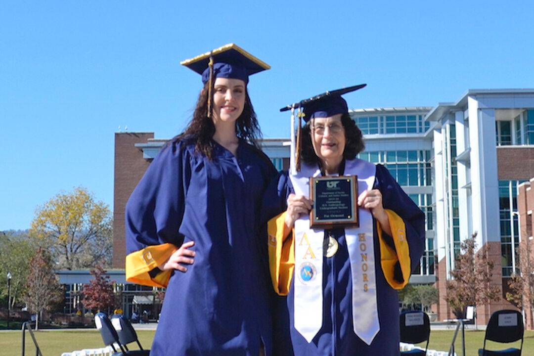 Grandma Who Quit College 42 Years Ago to Raise Family Graduates Alongside Granddaughter