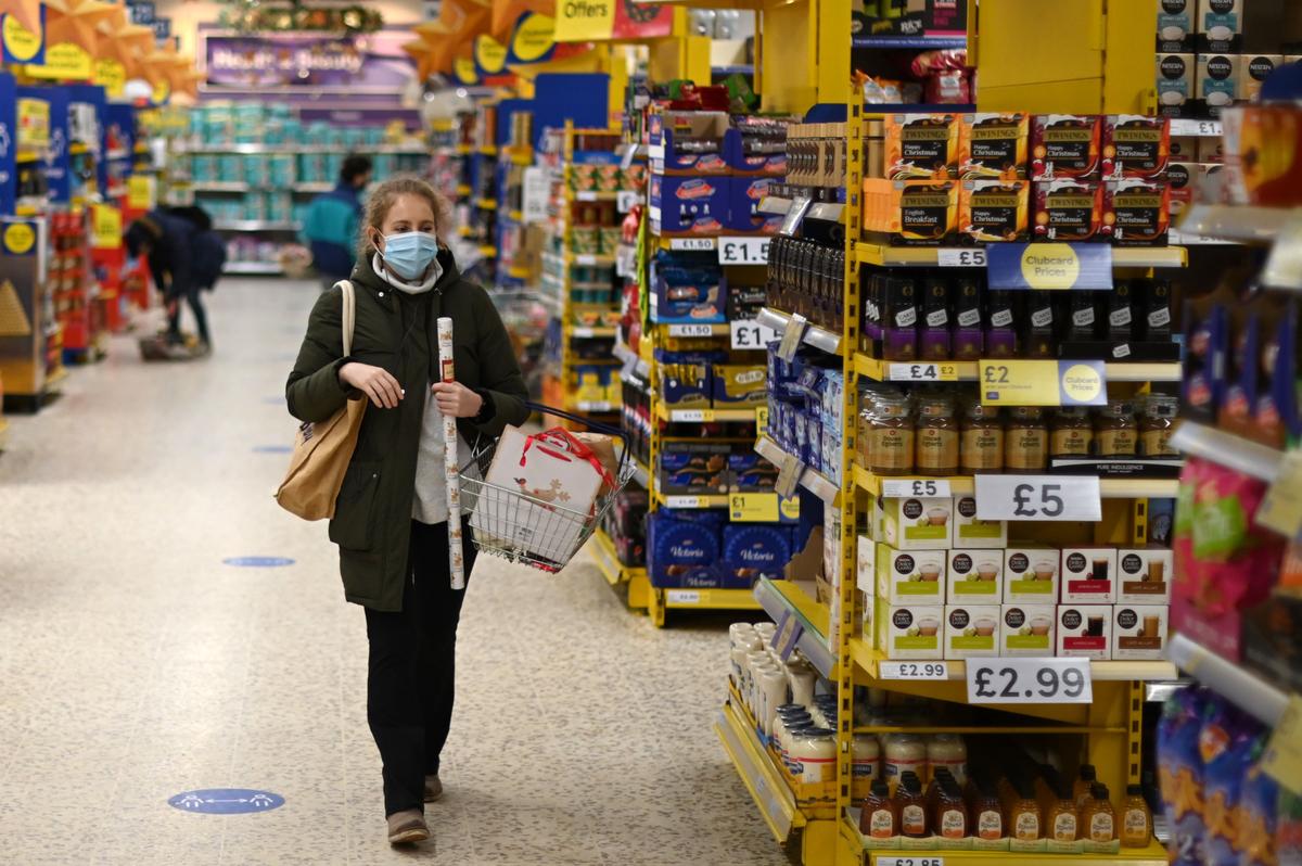 UK Supermarket Websites Under Strain Following New Lockdown Announcement