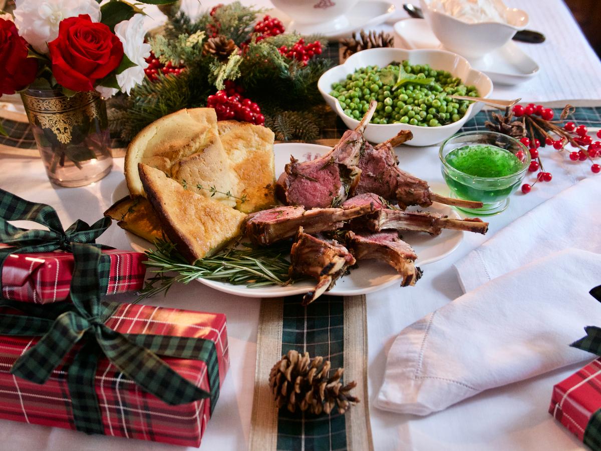 Easy Entertaining: A British-Inspired Christmas Dinner