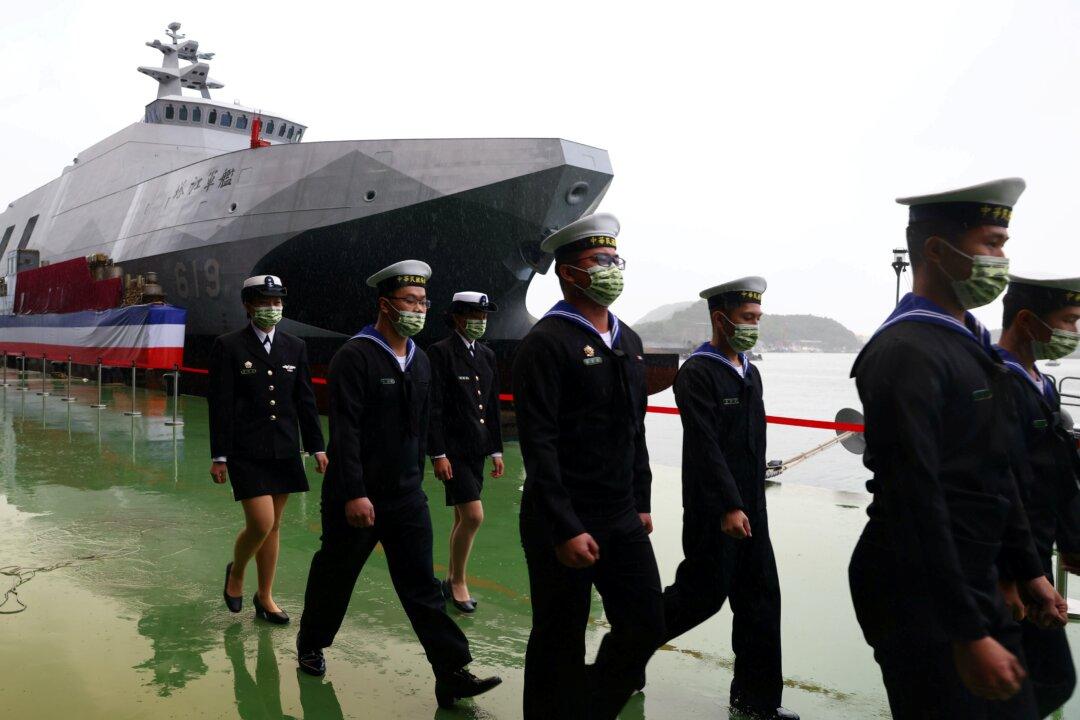 Taiwan Sends Ships, Aircraft As Chinese Carrier Passes Island