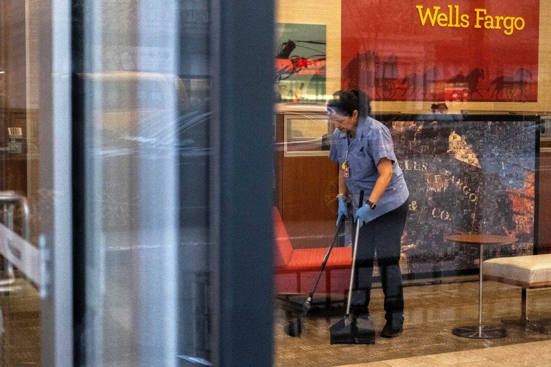 US Lenders Score Small Business Relief, Accounting Help in Pandemic Package