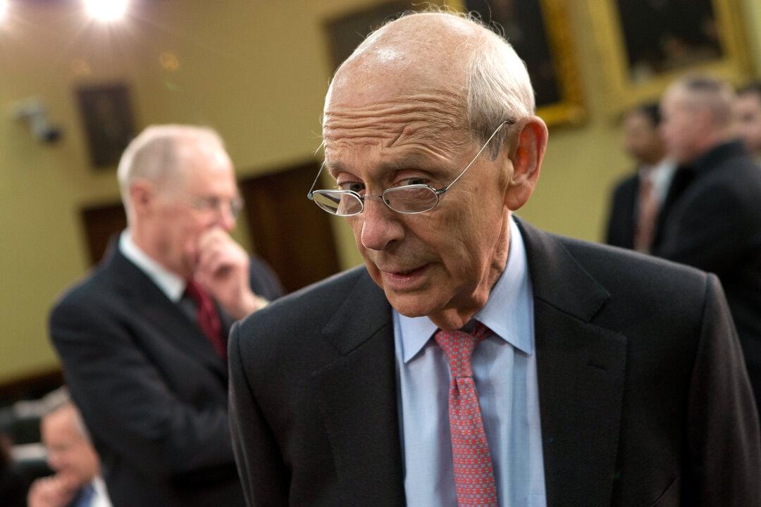 Supreme Court Justice Stephen Breyer, 82, Has No Immediate Plans to Retire