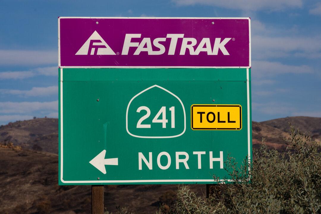 Scammer Alert for California Toll Road Drivers: If a Text Says You Owe Money, Don’t Click