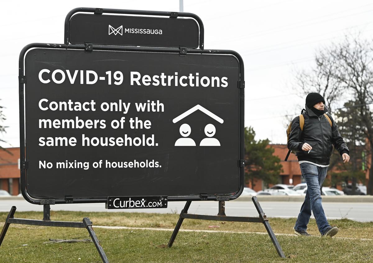 Canada’s Pandemic Policy a Misguided Power Grab, Say Authors