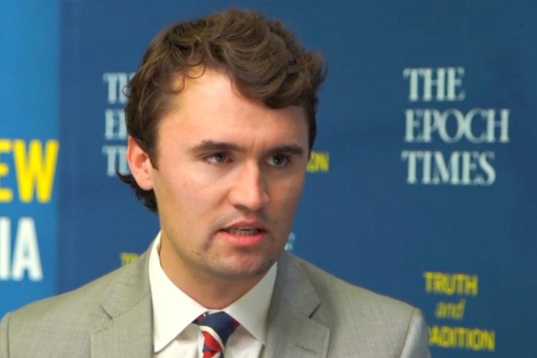 Conservative Group Launches Fight Against College Vaccine Mandates