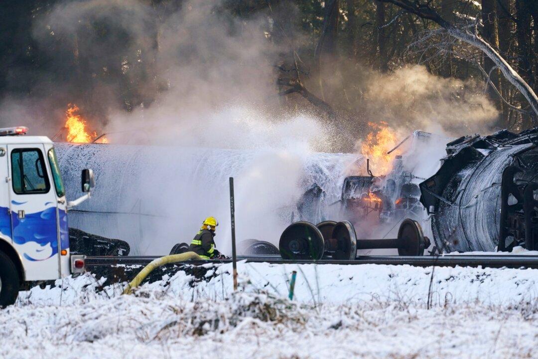 Train Cars Carrying Crude Oil Derail, Burn North of Seattle