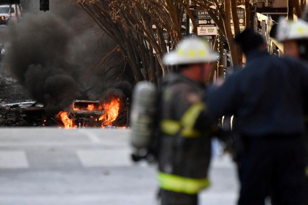 FBI Looking at ‘a Number of Individuals’ in Nashville Explosion