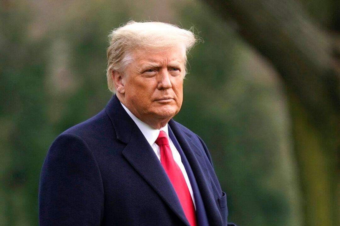 Trump: Boost Payments to Americans, and ‘Get Rid of the Pork’