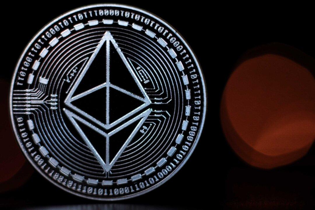 Big Tech Bets, Cryptocurrencies Power 2020’s Top US Funds