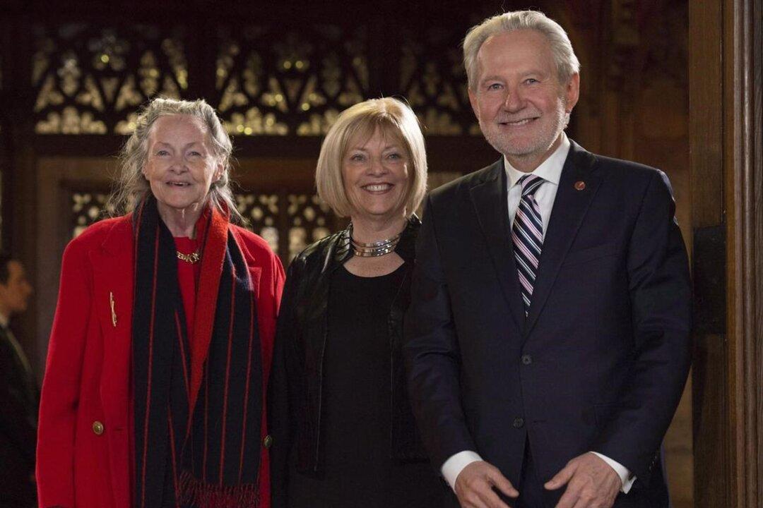 Former Alberta Cabinet Minister Turned Independent Senator Elaine McCoy Dies