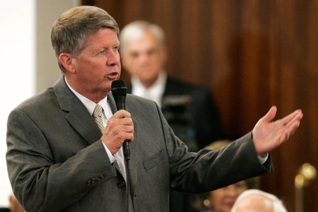 Marc Basnight, Longest Serving North Carolina Senate Leader, Dies at 73