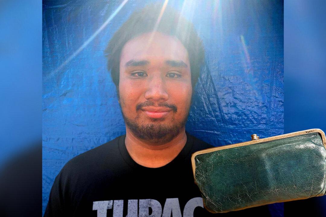 Maui Security Guard Bikes 3 Miles to Return Woman’s Missing Wallet–and Is Rewarded With Car