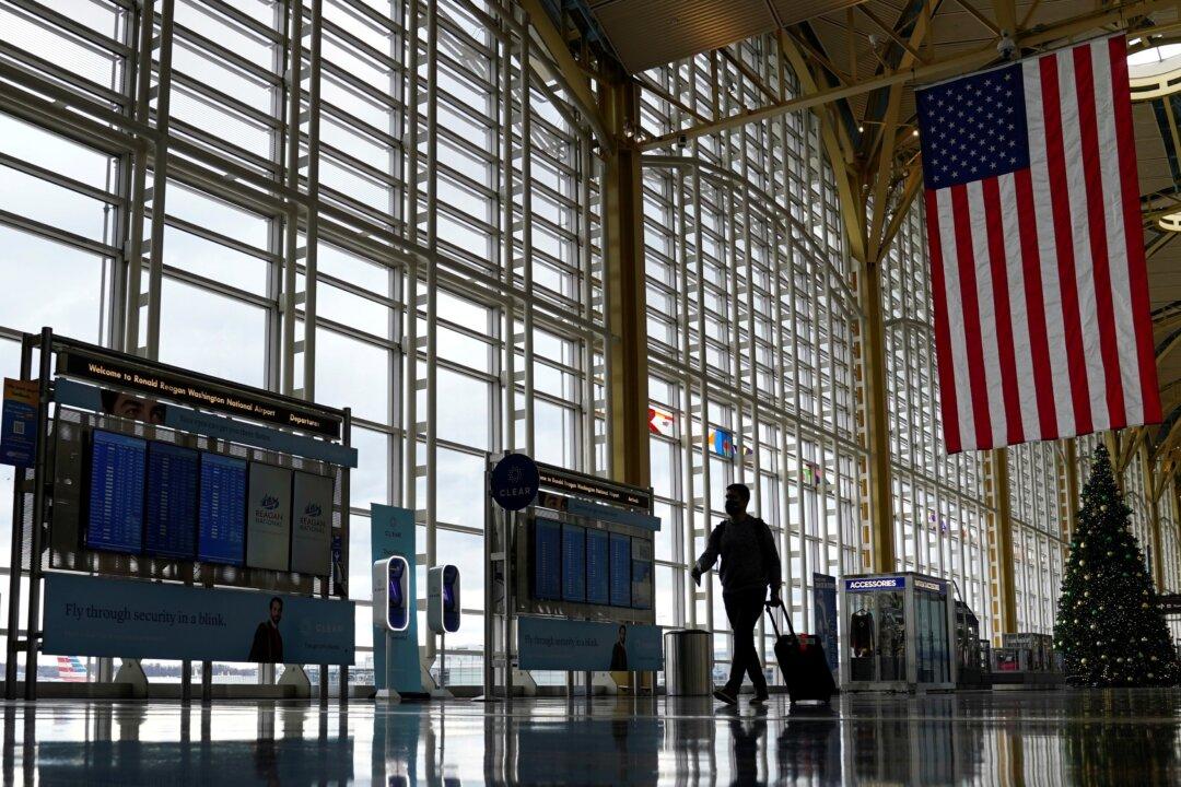 US May Expand Required COVID-19 Testing To More International Passengers