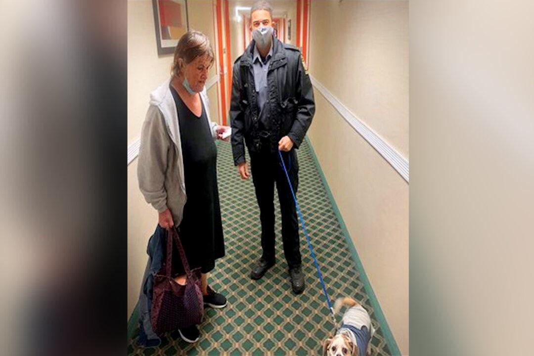 Homeless Woman and Her Dog Couldn’t Find Shelter–so State Trooper Pays for Her Hotel Room
