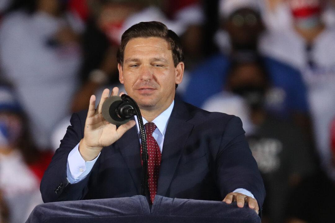 Florida Gov. Ron DeSantis Says Willing to Take Vaccine ‘But I Am Not the Priority’