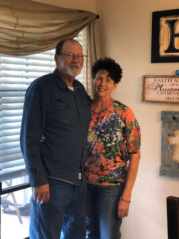 Clifford and Tracy Howell. (Courtesy of <a href="https://www.facebook.com/tracy.howell.184">Tracy Howell</a>)