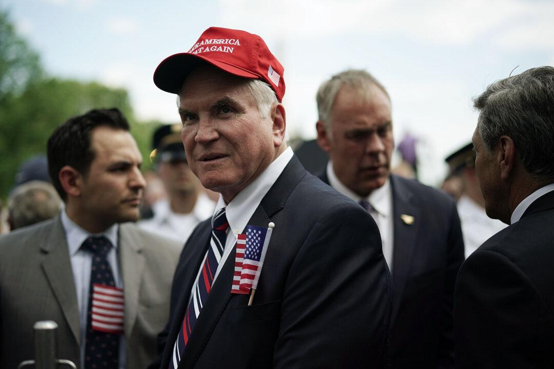 House Republicans Rush to Join Electoral College Challenge