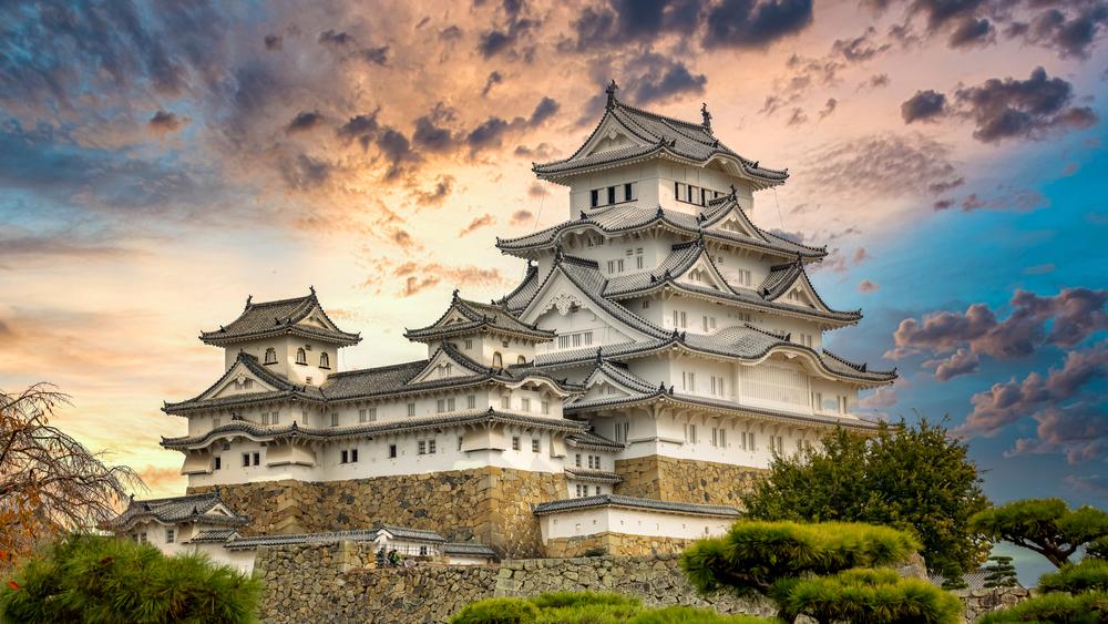 Himeji Castle: Japan’s Finest Surviving Early 17th-Century Castle