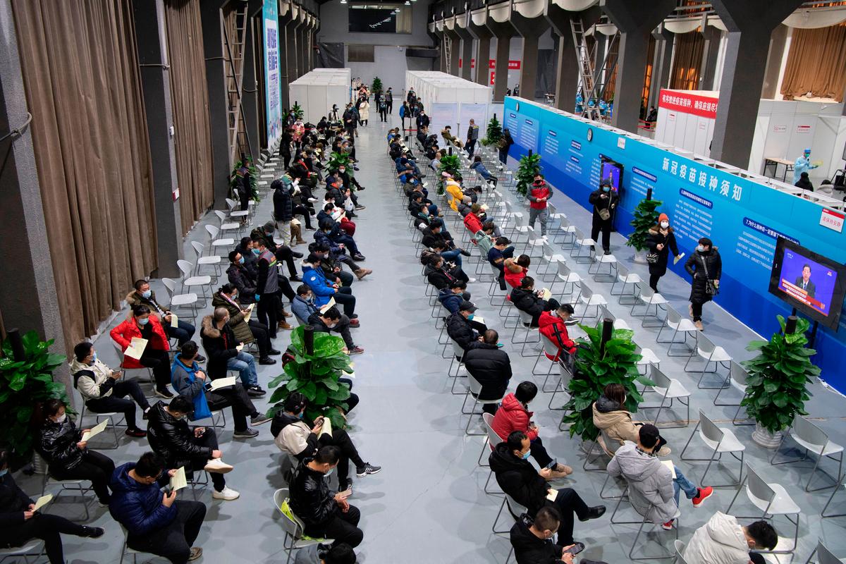 Chinese Netizens Welcome Pfizer Vaccines, Pass Up Free Chinese Vaccines