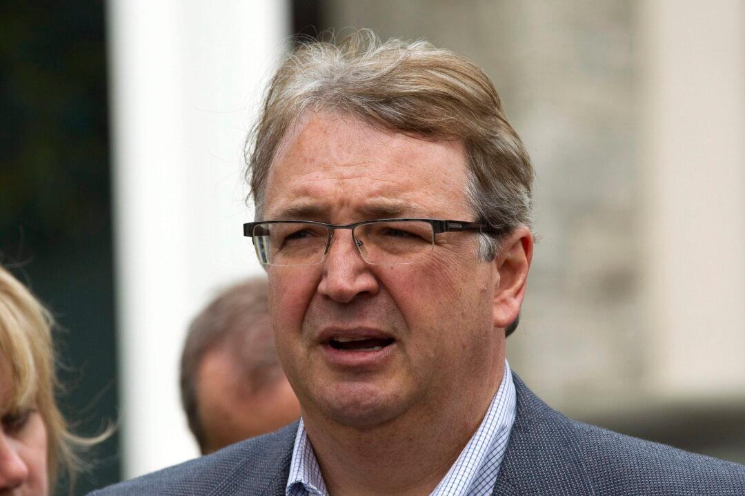 Former Liberal MP Warns of ‘Ideological Bias’ in Federal Green Economy