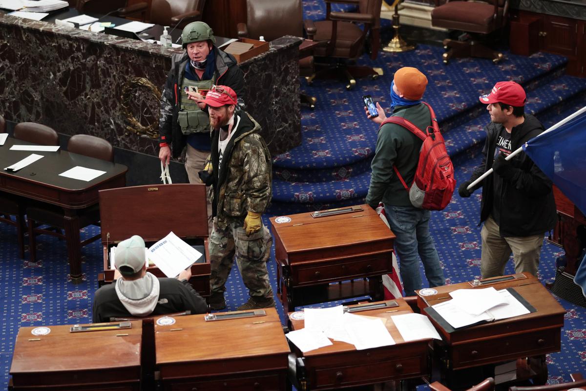 National Guard, FBI Deployed to Capitol to Respond to Protesters
