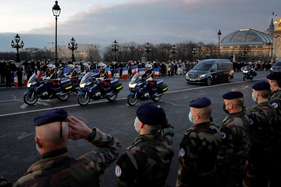 France Seeks Change in Strategy to Reduce Troops in West Africa