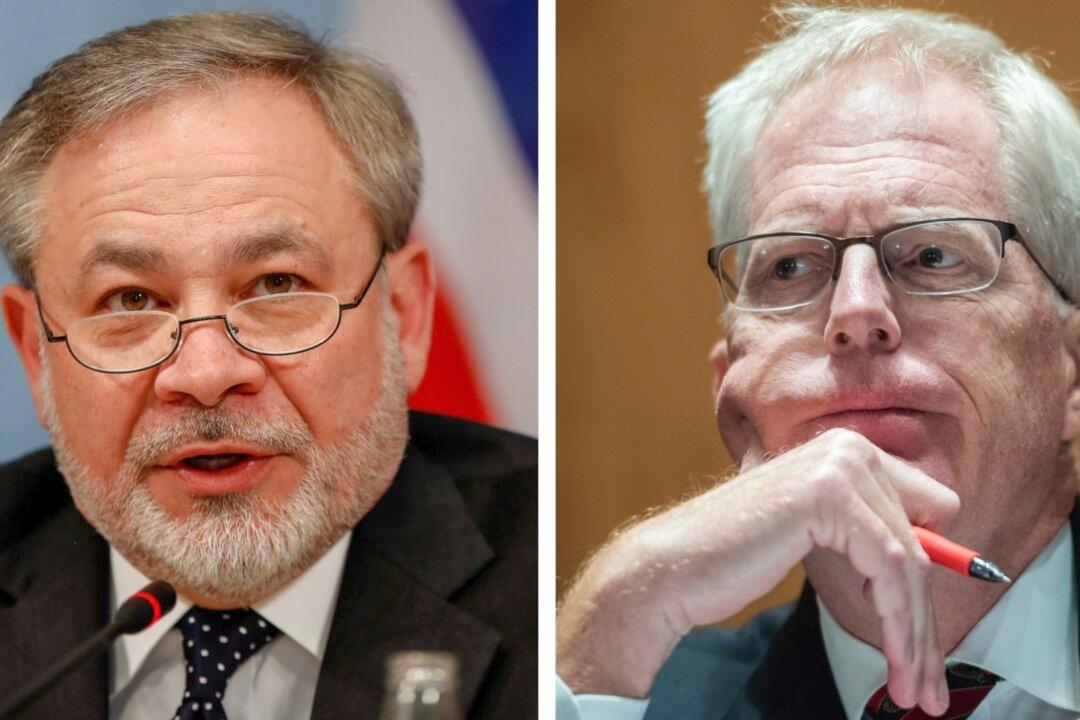 Energy Secretary, Acting Defense Secretary to Stay Until Jan. 20