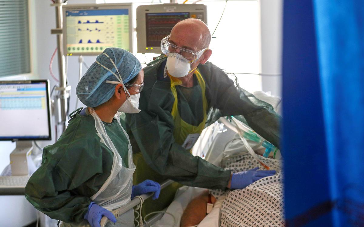 UK Approves Rheumatoid Arthritis Drugs for COVID-19 Treatment