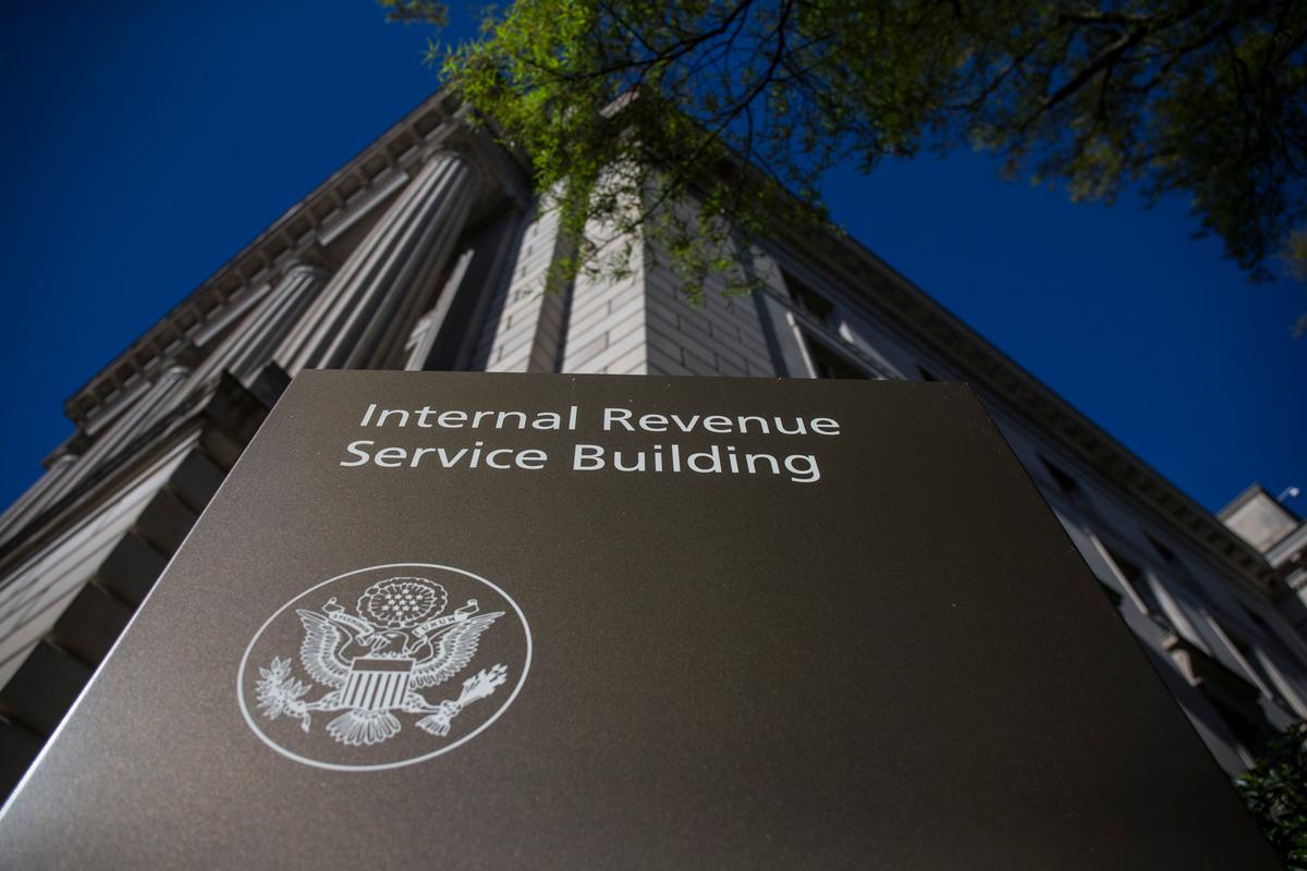 Watchdog Blasts IRS for Giving Taxpayers ‘Horrendous’ Customer Experience