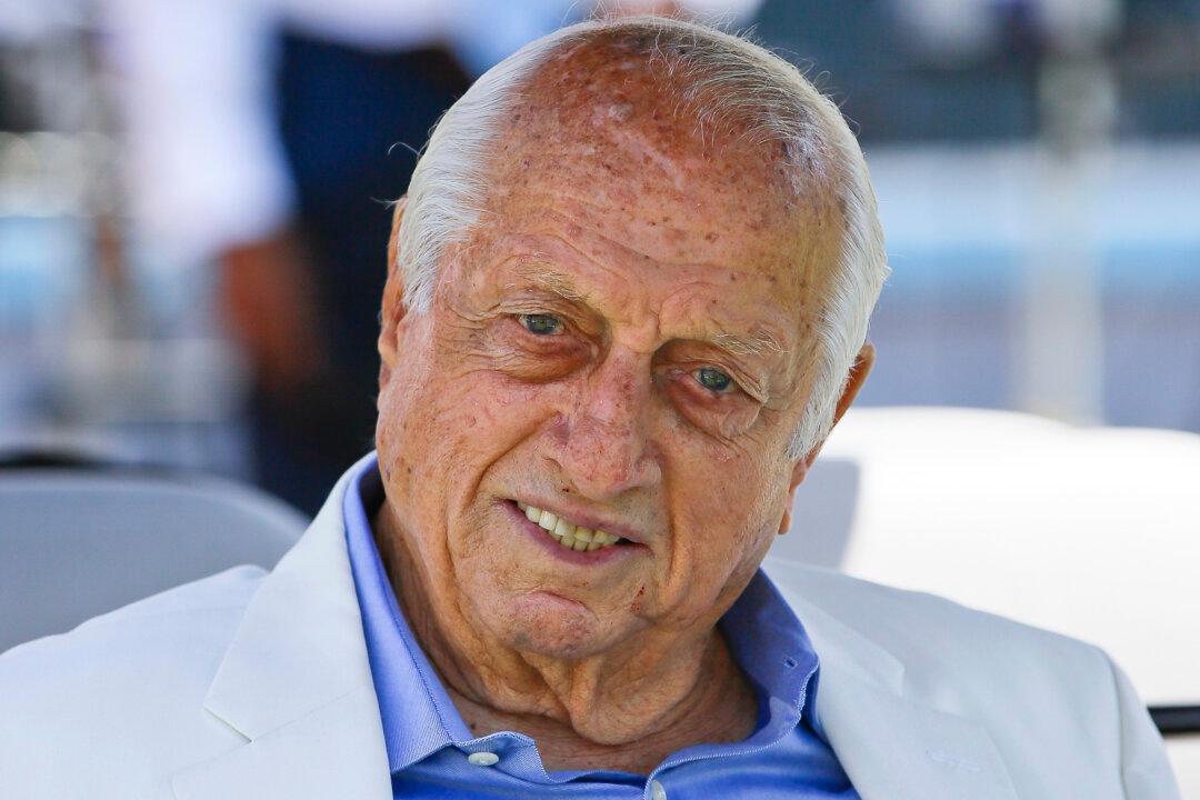 Tommy Lasorda, Fiery Hall Of Fame Dodgers Manager, Dies At 93
