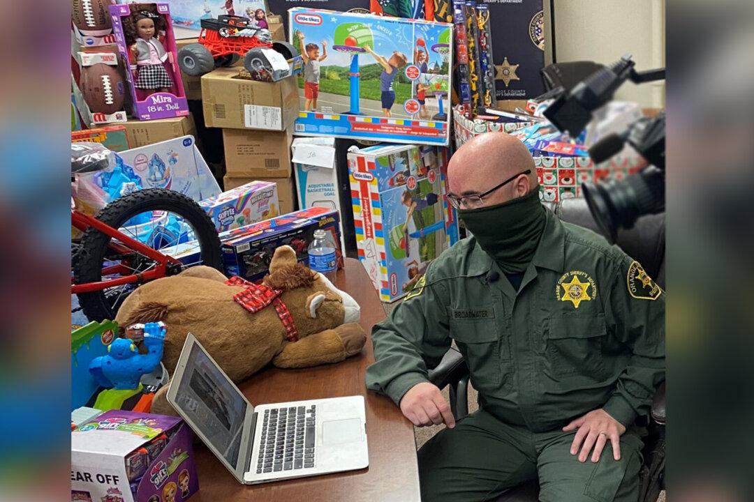 Deputy Who Was Abandoned as a Baby Donates Gifts to Shelter That Took Him In 47 Years Ago