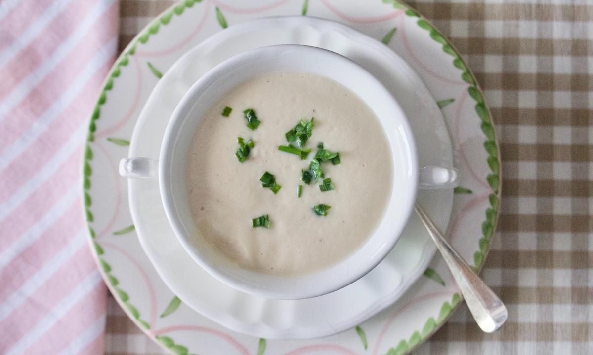Creamy Cauliflower and Pear Soup