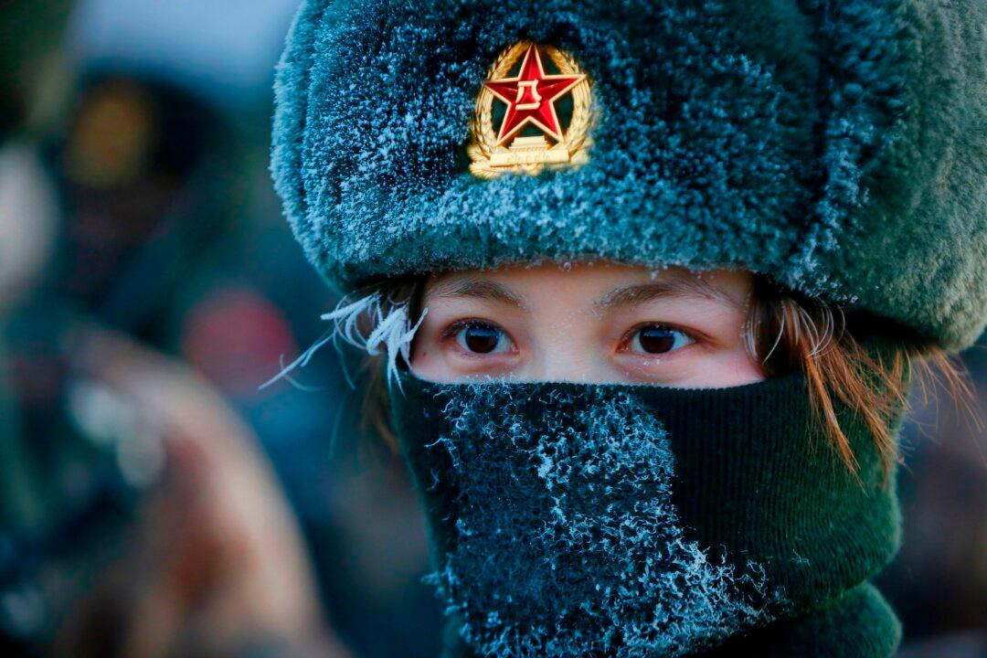 China Develops Helmets for Soldiers With Self-Destruct Button: Report