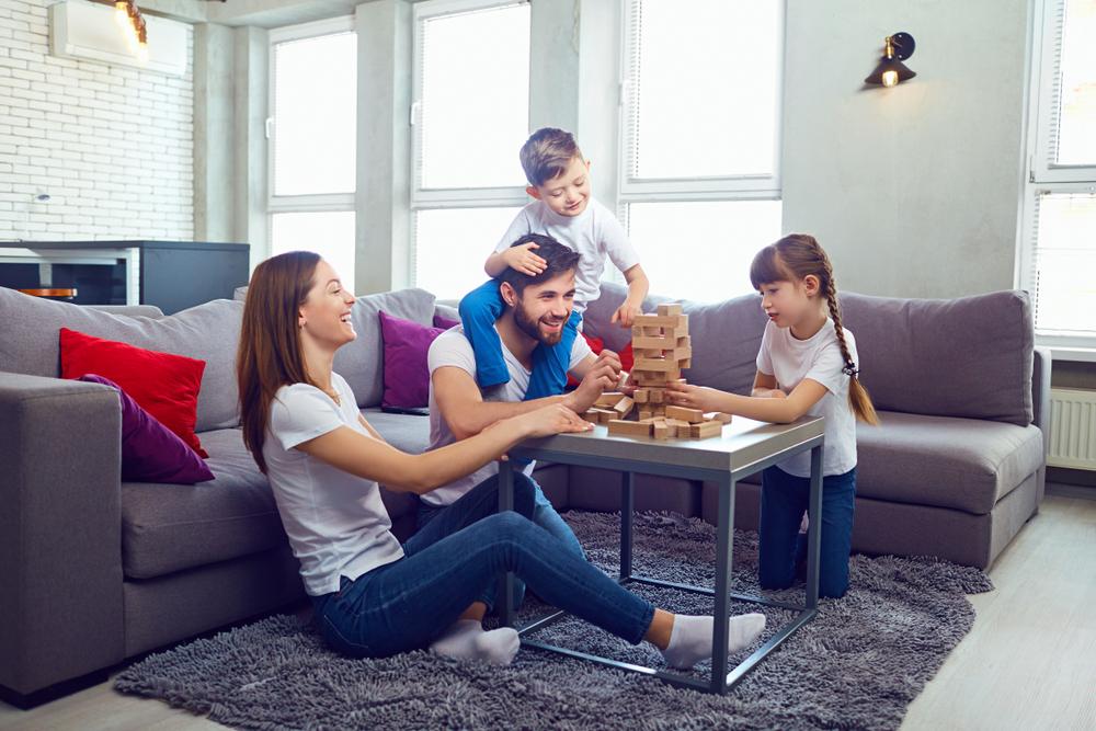 Screen-Free Winter Family Fun at Home